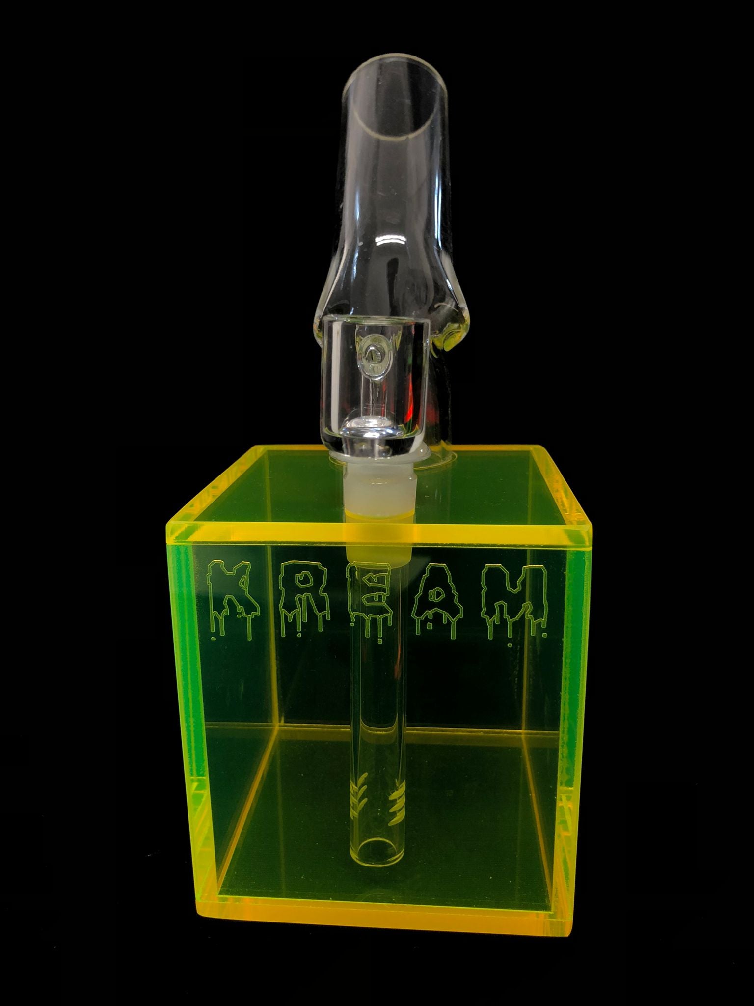 KREAM Exclusive Water Pipe